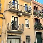 Apartment La Piazzetta - *