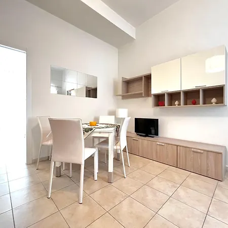 公寓 La Piazzetta -