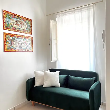 La Piazzetta - * 陶尔米纳