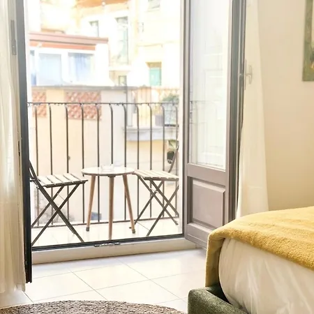 Apartment La Piazzetta - *